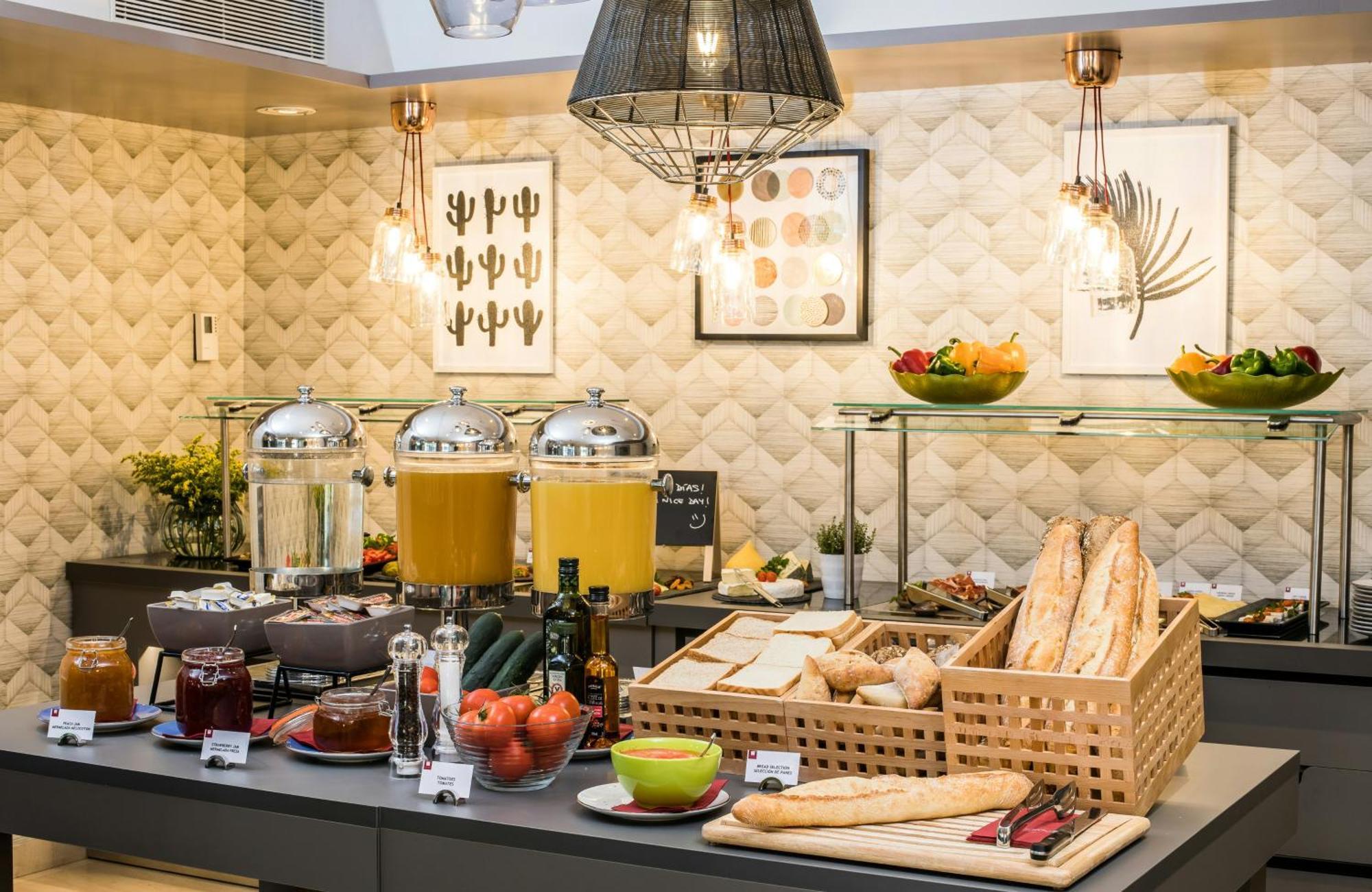 Leonardo Hotel Barcelona Gran Via — Photos 3